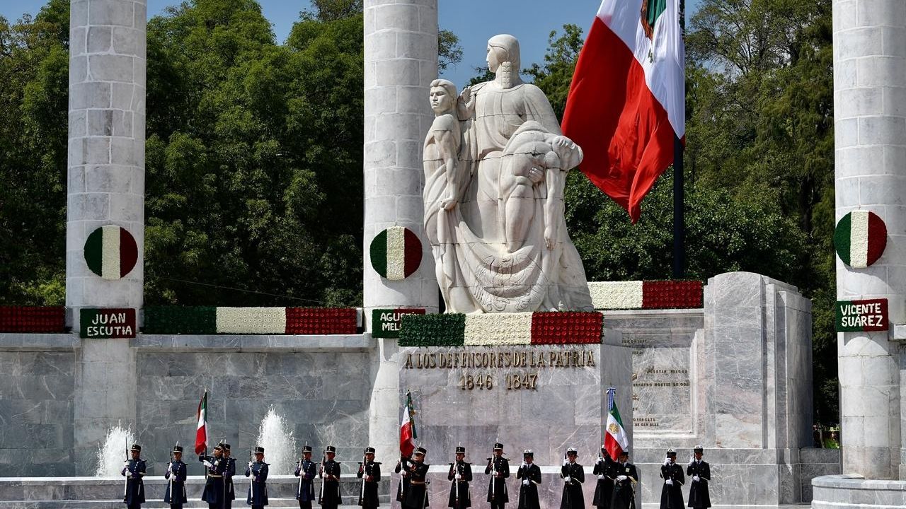 Fuerzas Armadas refrendan lealtad a Presidenta Sheinbaum en aniversario de Niños Héroes